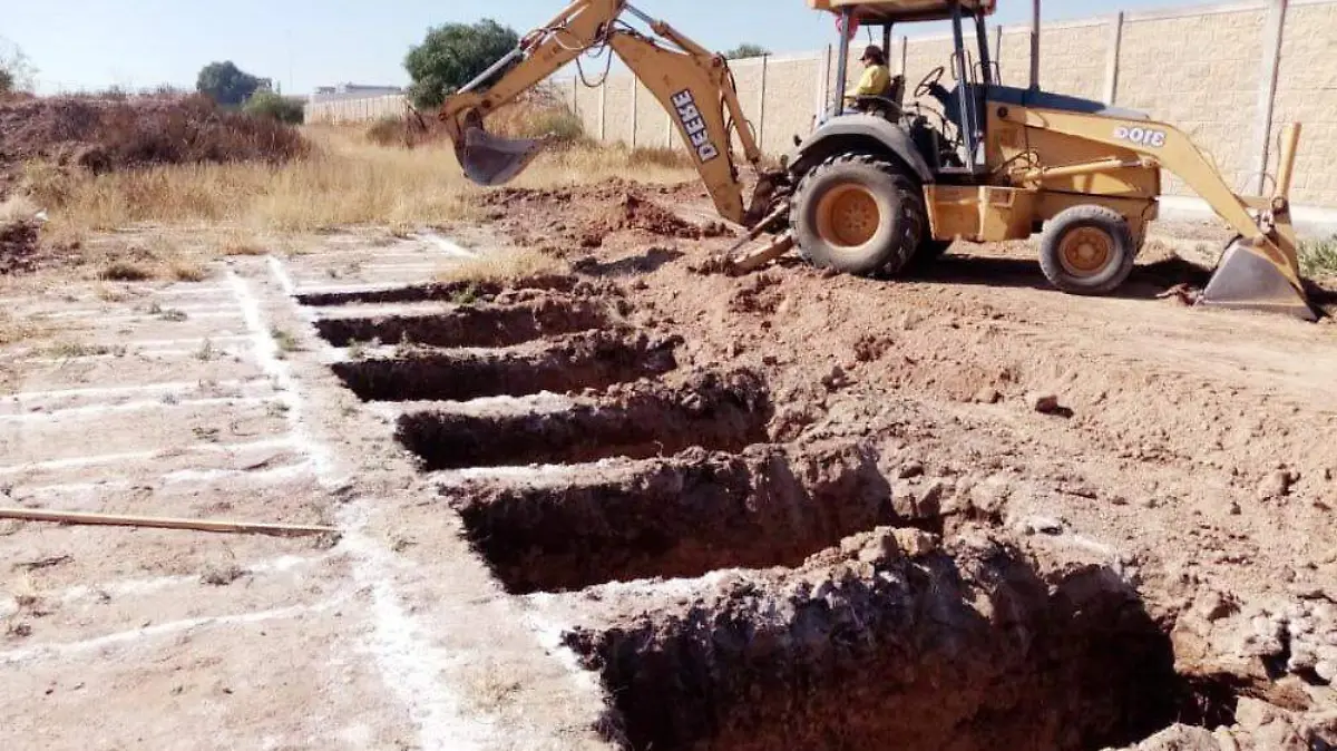 CONTINÚA EN AUMENTO DEMANDA DE FOSAS COVID-19 2